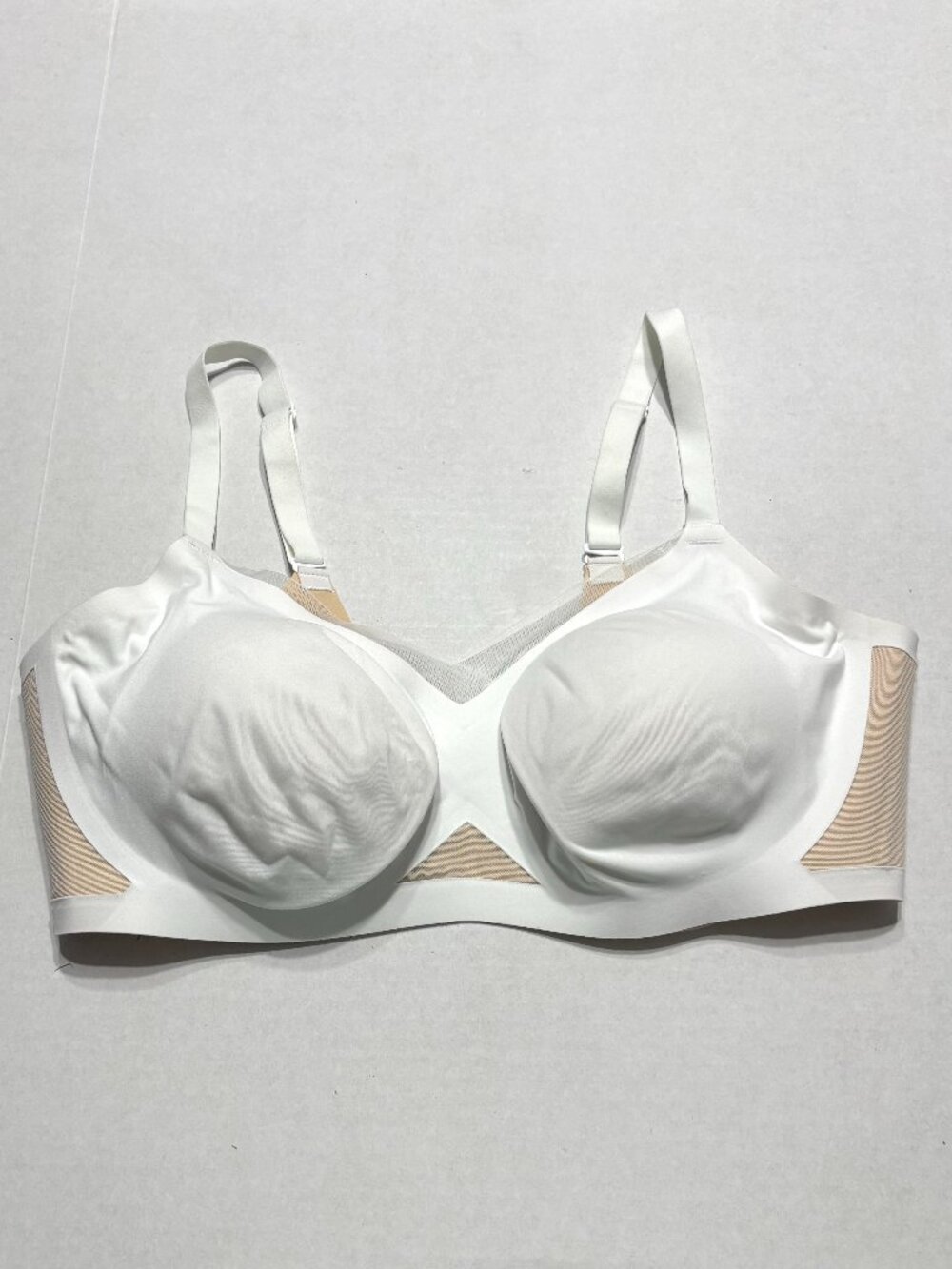 NWOT Honeylove CrossOver Bra Astral Size XL 38D/DD(E)
